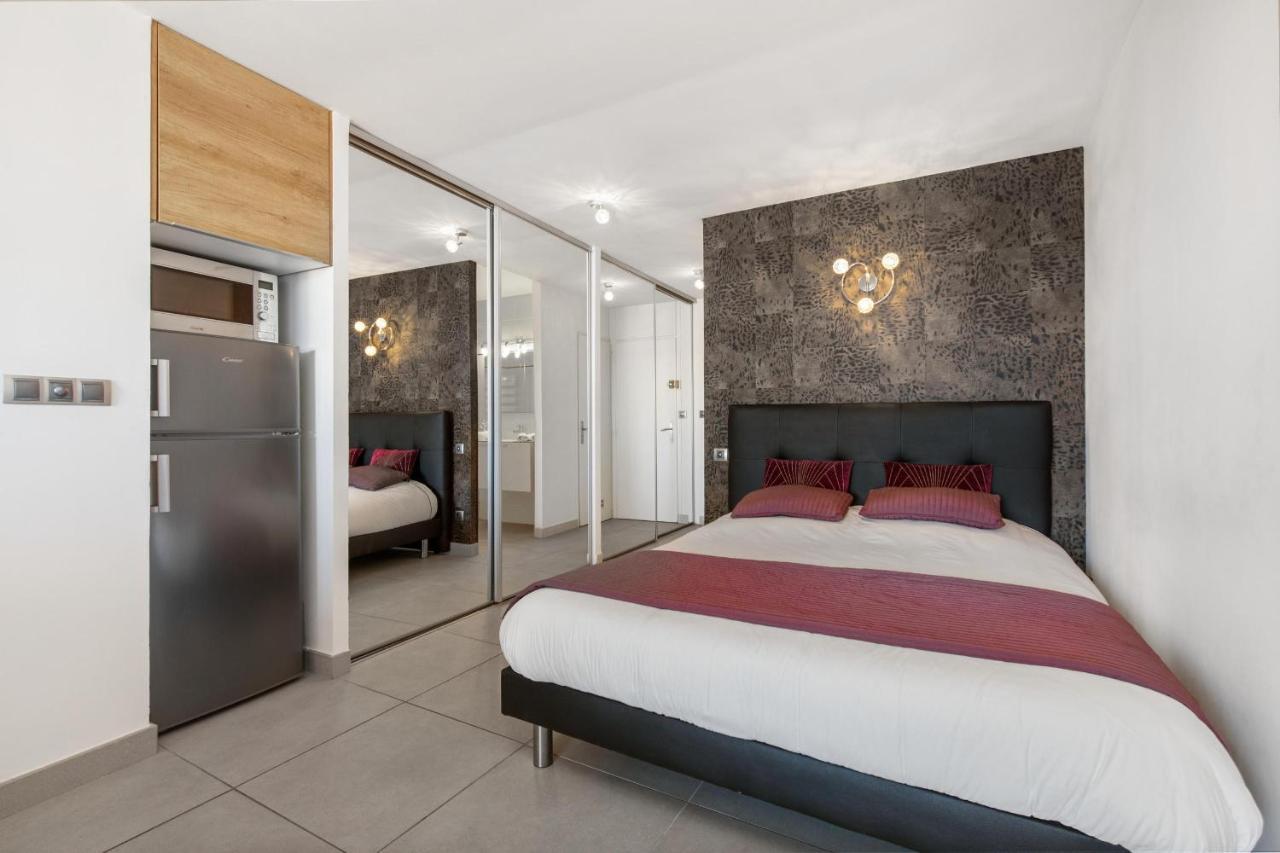 Village Naturiste R4N - Le Wildly Heliopolis Luxe Agde Exteriör bild