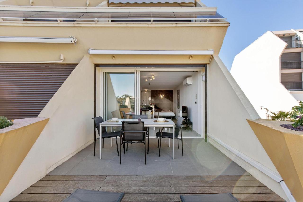 Village Naturiste R4N - Le Wildly Heliopolis Luxe Agde Exteriör bild